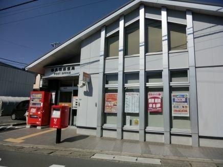 【海老名市杉久保北のマンションの郵便局】