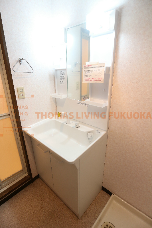 洗面設備　シャンプードレッサー