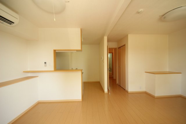 居室・リビング　居間です