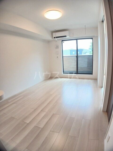 ラプラスII_内装_0