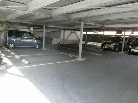 リアライズ安威（旧ヴィラエスパシオ）　その他共有部分　駐車場