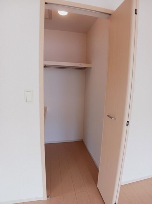 収納　図面と現状に相違がある場合には現状を優先