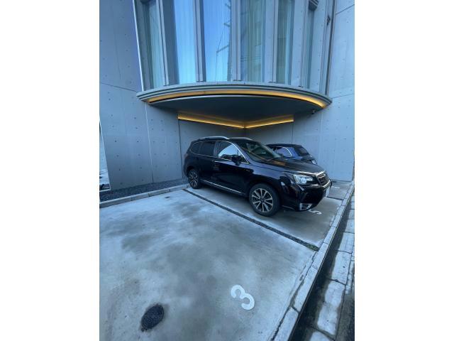 駐車場　駐車場