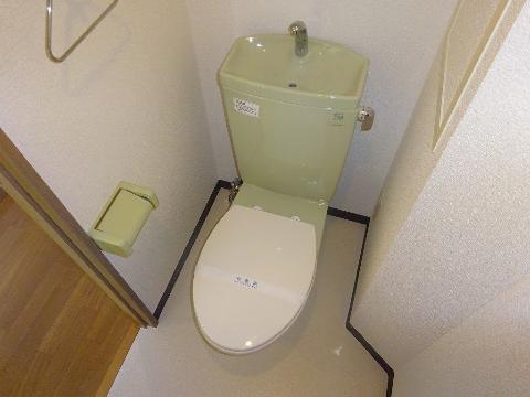 　トイレ　トイレ