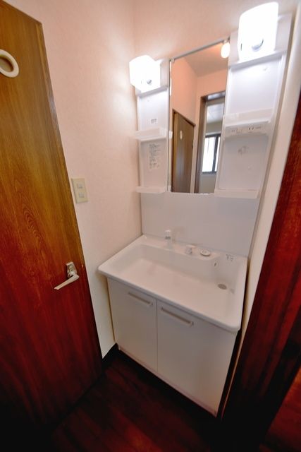 洗面設備　★独立洗面台です★