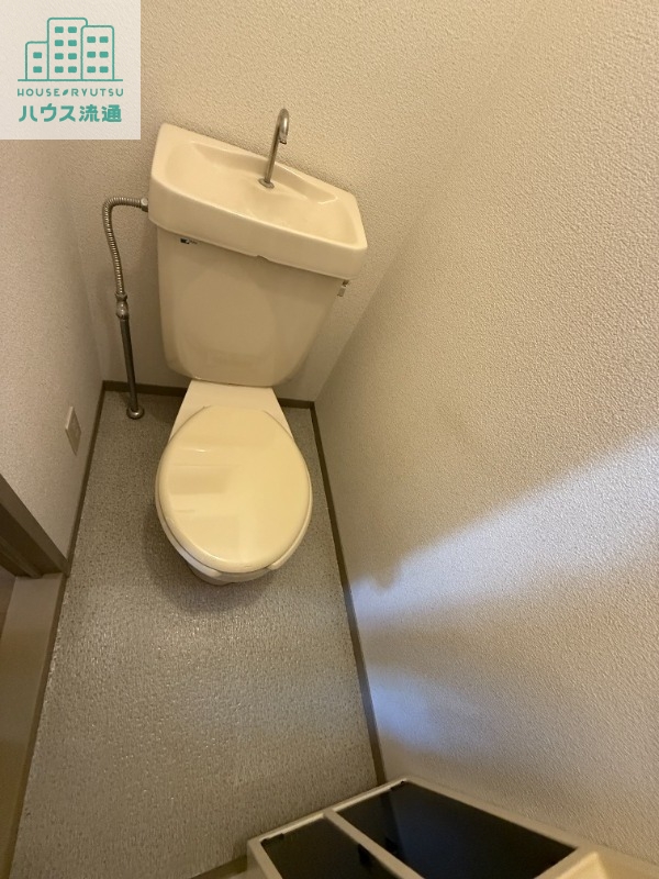 トイレ　※修繕予定