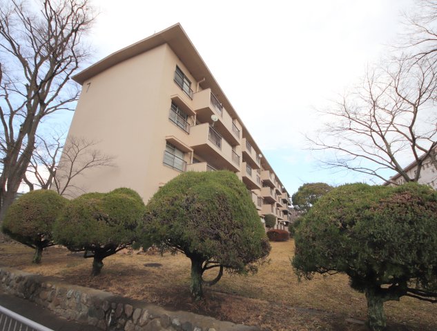 西大寺住宅6号棟の外観写真