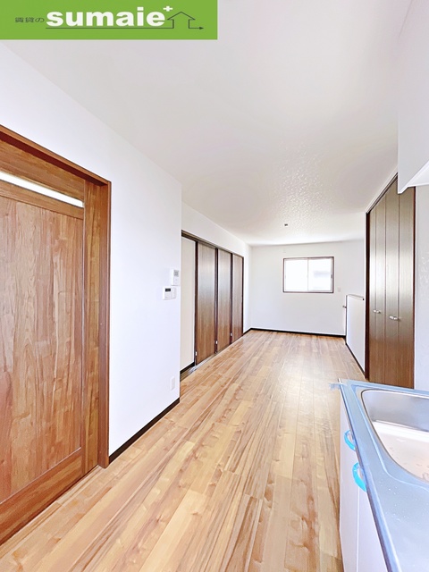 居室・リビング　同仕様写真