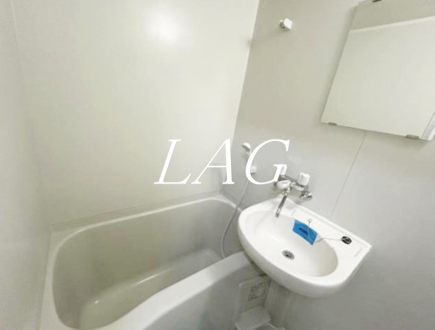 バス・シャワールーム　お風呂です。