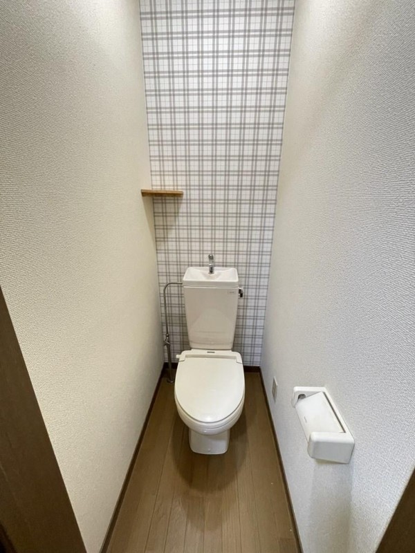 トイレ　トイレ