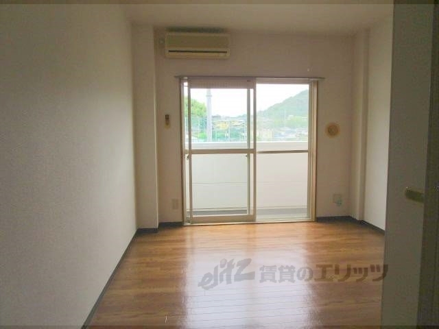 居室・リビング　居室