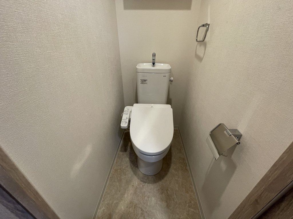 トイレ　嬉しいウォシュレット完備