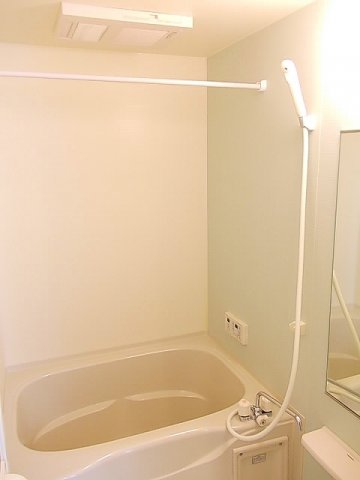 バス・シャワールーム　お風呂で日々の疲れを落としましょう