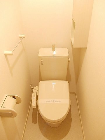 トイレ　シンプルで使いやすいトイレです