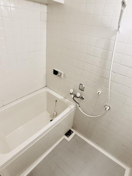 バス・シャワールーム　☆ゆったりくつろげるお風呂☆