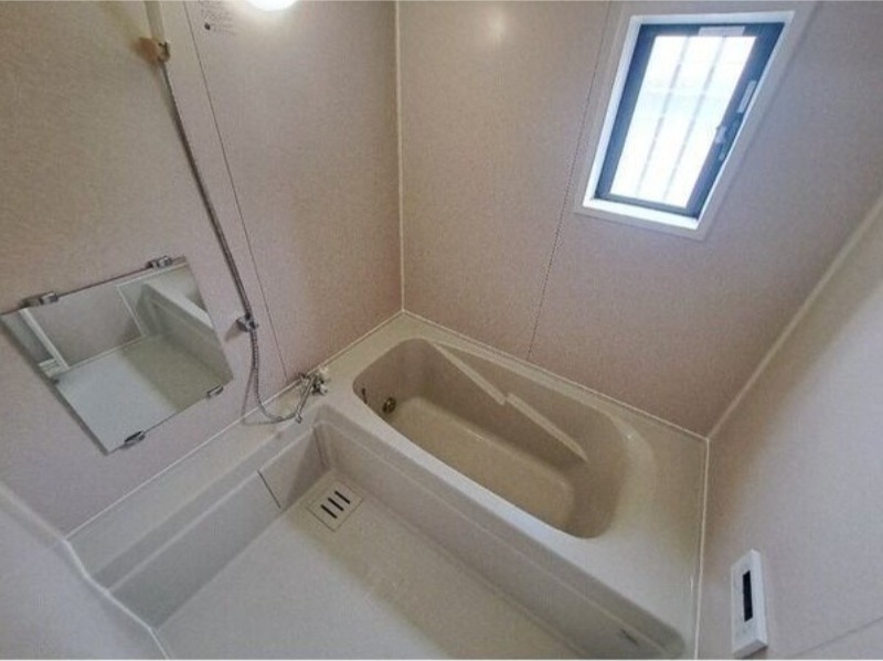 バス・シャワールーム　図面と現状に相違がある場合には現状を優先