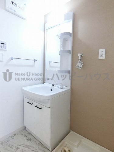 洗面設備　同物件の同間取りのお部屋のお写真です。現況優先でお願いします