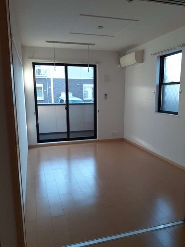 居室・リビング　図面と現状に相違がある場合には現状を優先