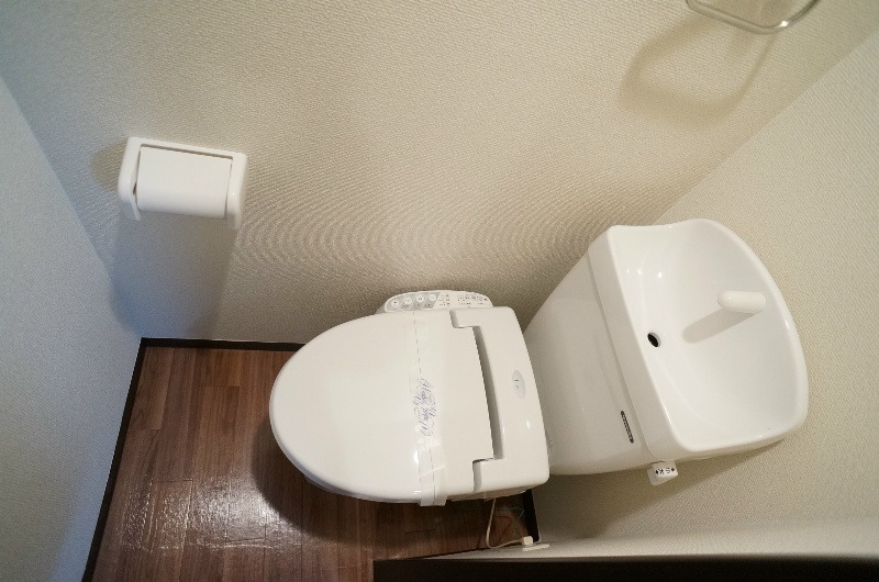 トイレ　別号室