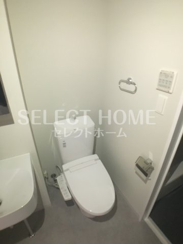 トイレ　コンパクトで使いやすいトイレです