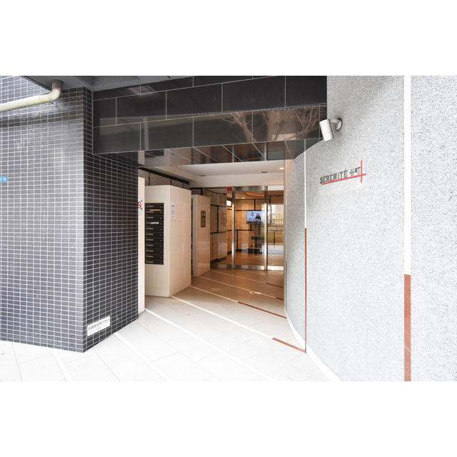 エントランス　建物の内部です