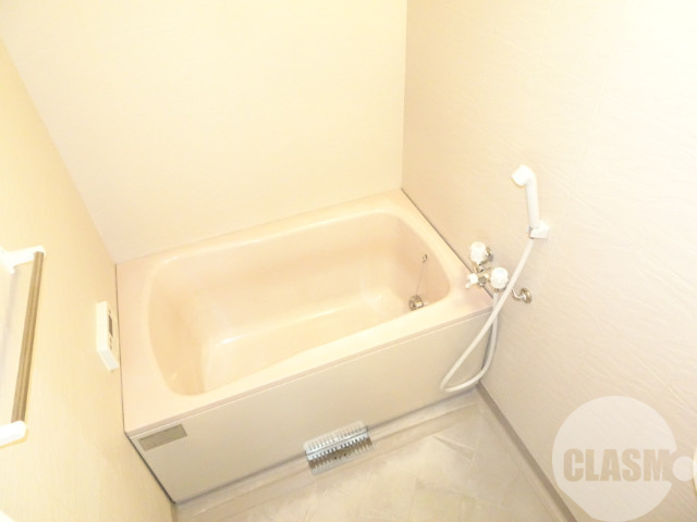 バス・シャワールーム　追い焚き機能付きバス♪