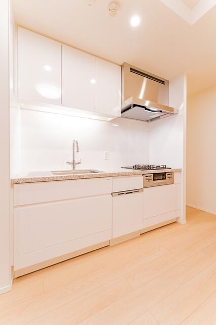 キッチン　※写真は同タイプ住戸です。