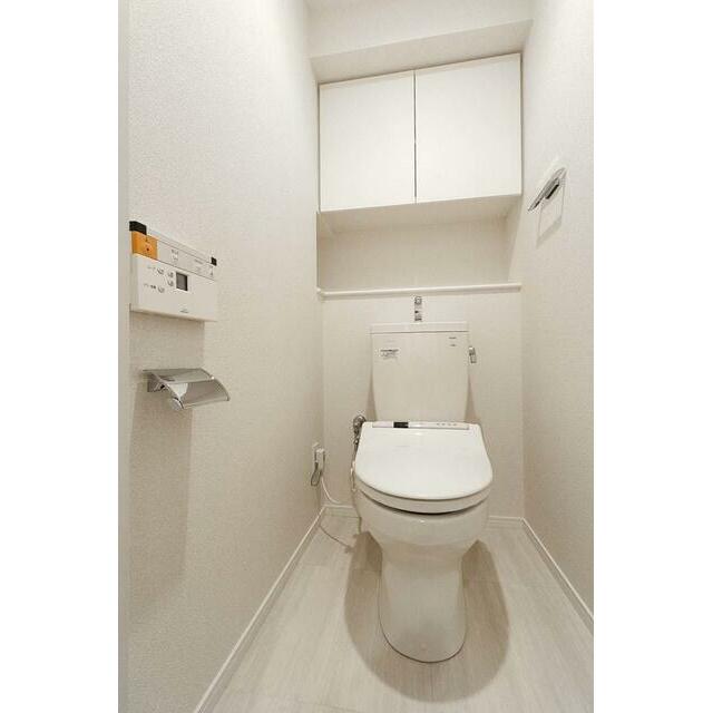 トイレ　※同仕様写真含む