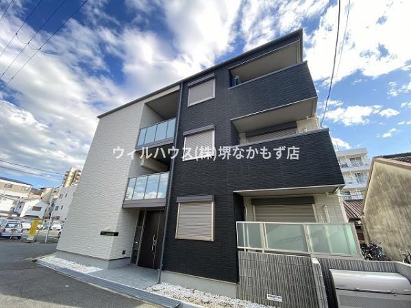 建物外観　建築中！