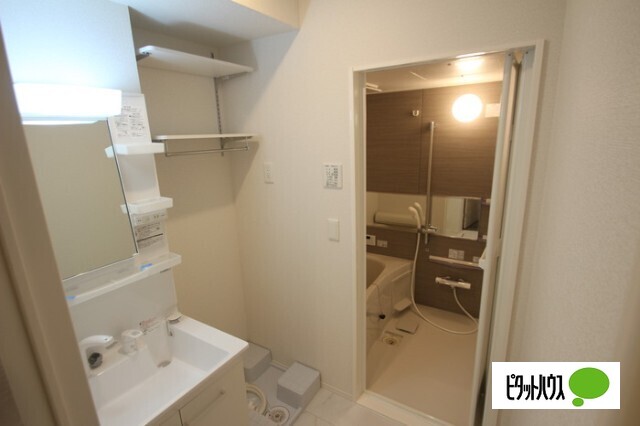 洗面設備　※同シリーズ参考写真です。