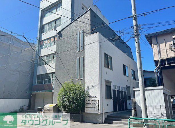 建物外観　内見の予約先はタウンハウジング新中野店になります★★