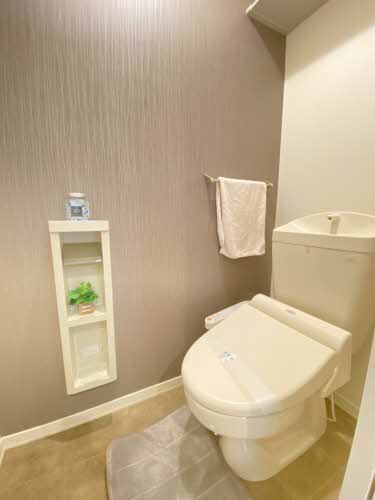 トイレ　トイレ