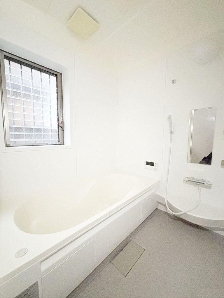 バス・シャワールーム　バス