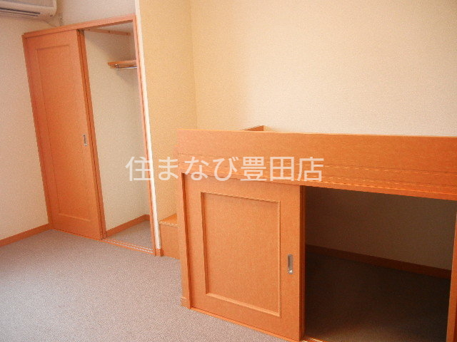 収納　同型タイプ