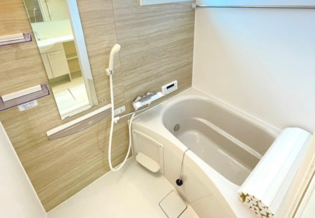 バス・シャワールーム　バス