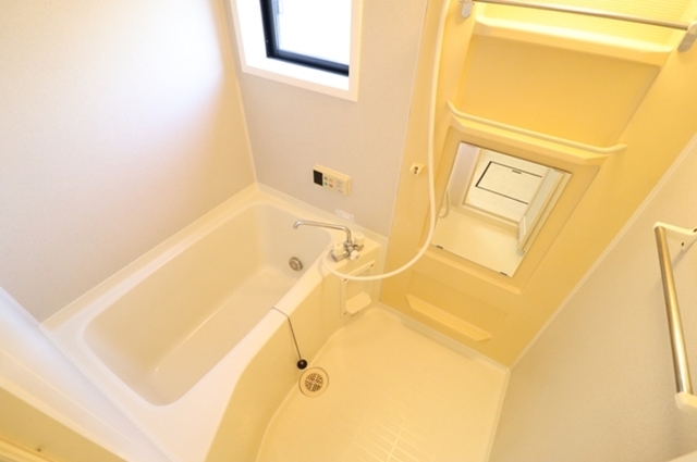 バス・シャワールーム　浴室