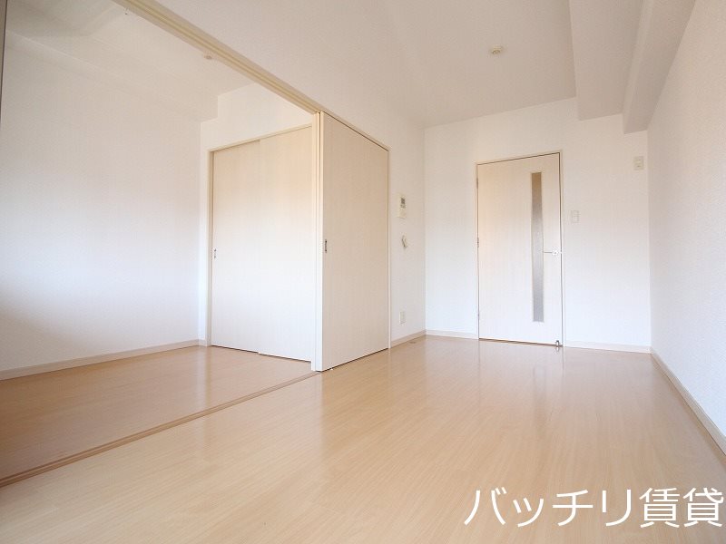 居室・リビング　※同型タイプ写真の為、現状優先。