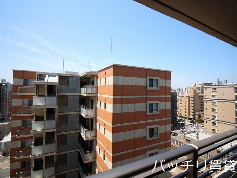 バルコニー　※同型タイプ写真の為、現状優先。