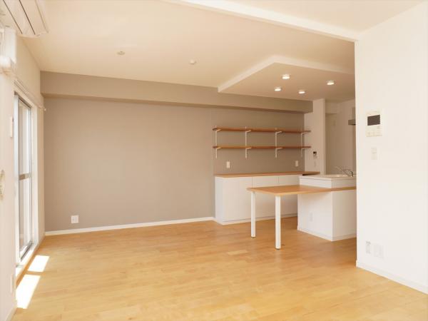 居室・リビング　内装