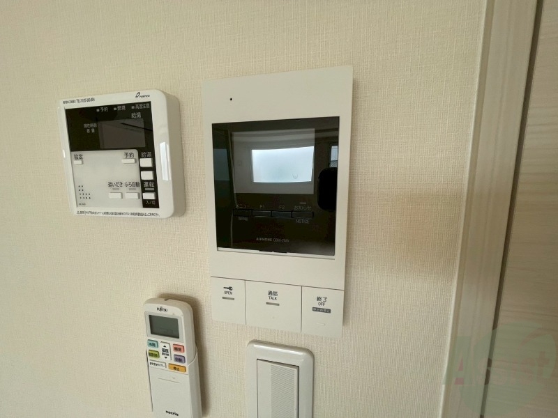 セキュリティ　ＴＶモニター付インターホンです。来客者の顔が見えるので安心！