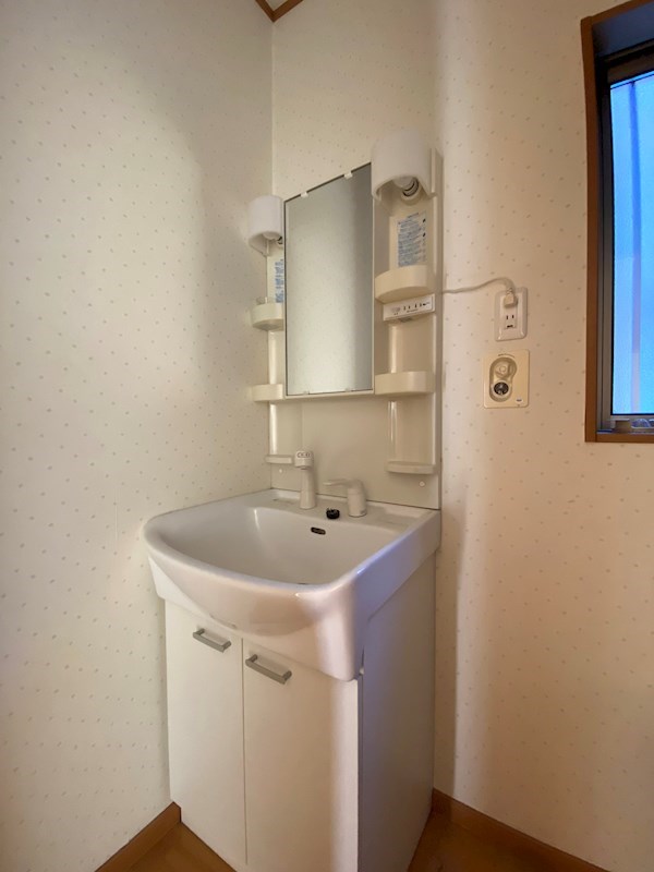 洗面設備　洗面化粧台