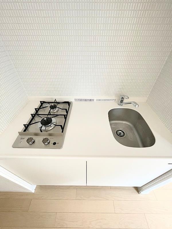 キッチン　システムキッチン・２口コンロ