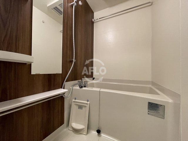 バス・シャワールーム　ミラージュパレス難波幸町　風呂