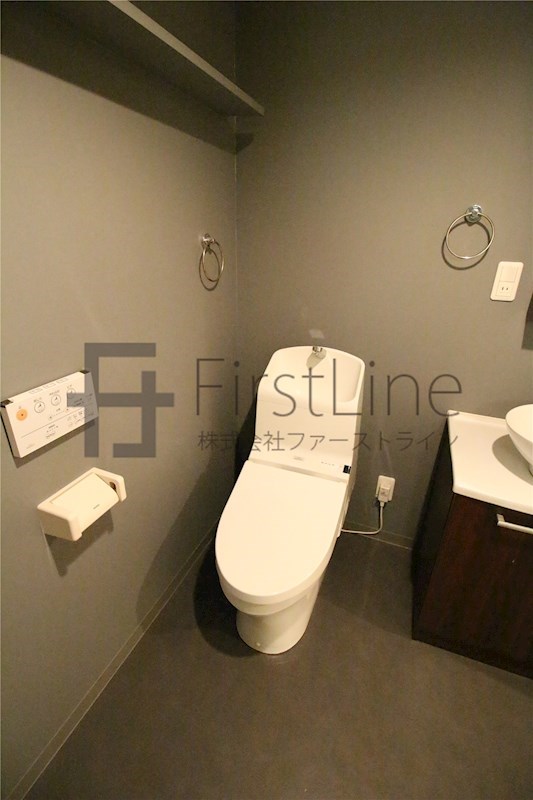 トイレ　同型タイプの写真です