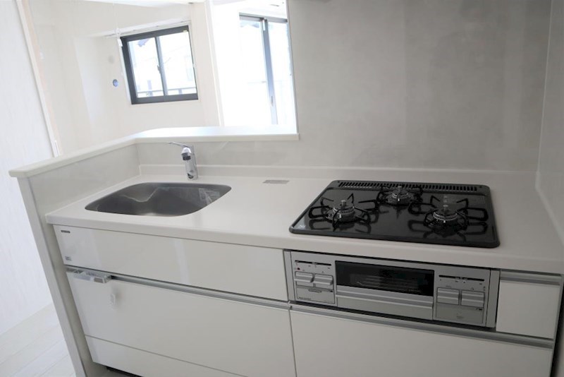 キッチン　※同物件別部屋参考画像