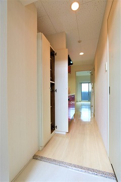 玄関　明るい玄関です