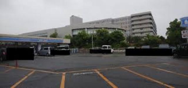 コンビニ　ローソン加古川鶴池店（コンビニ）まで623m