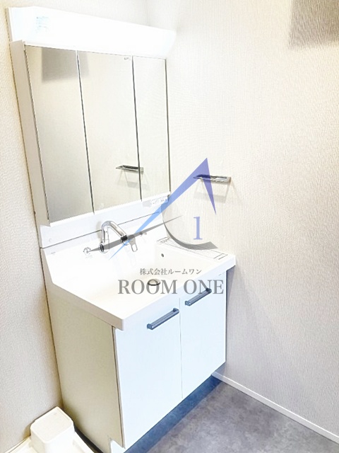 洗面設備　洗面台です。