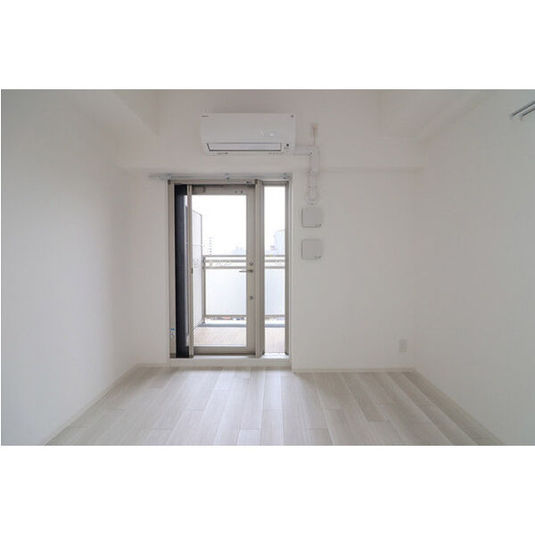 居室・リビング　リビング6帖