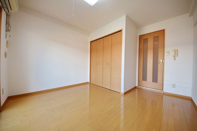 居室・リビング　洋室